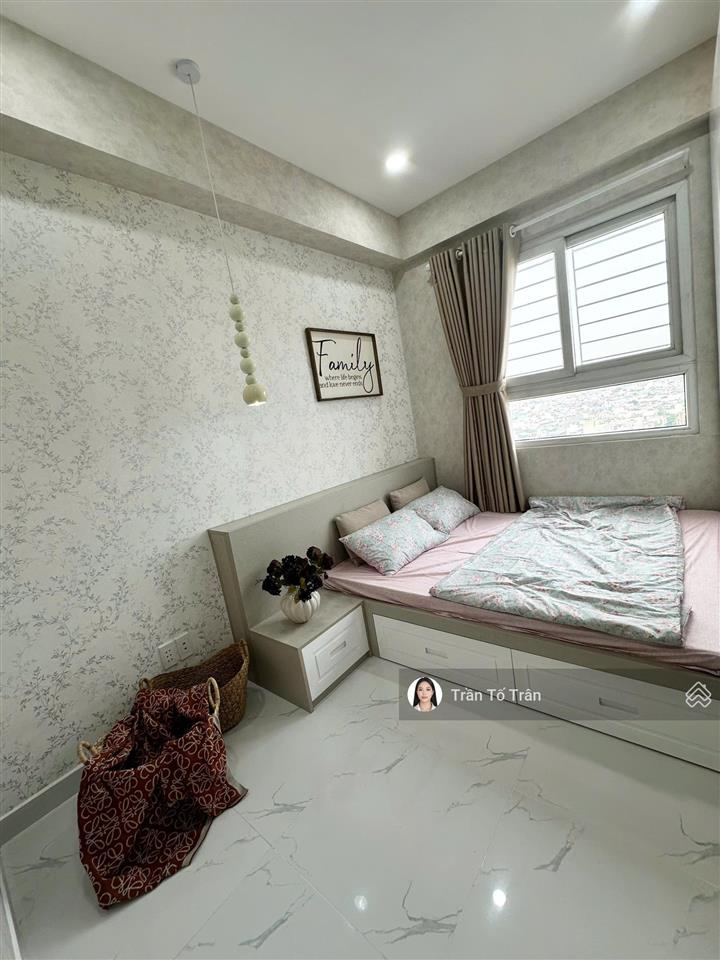 Tôi cần bán chcc âu cơ tower  tân phú, dt 88m2 3pn/2wc, 4 tỷ sổ hồng, đúng giá  0703 445 ***