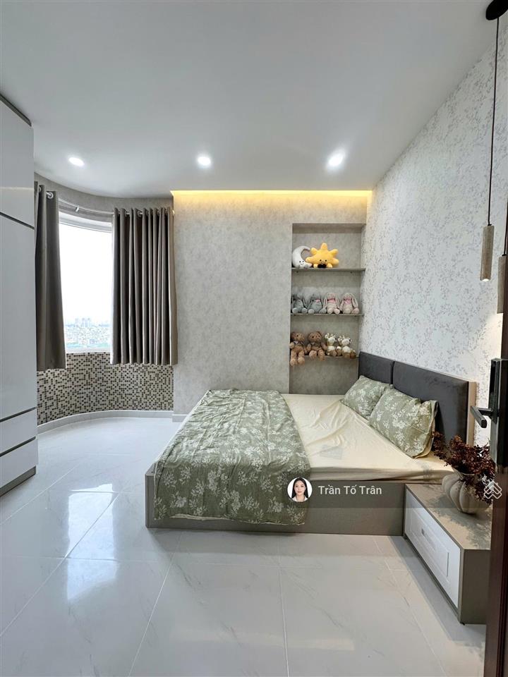 Tôi cần bán chcc âu cơ tower  tân phú, dt 88m2 3pn/2wc, 4 tỷ sổ hồng, đúng giá  0703 445 ***