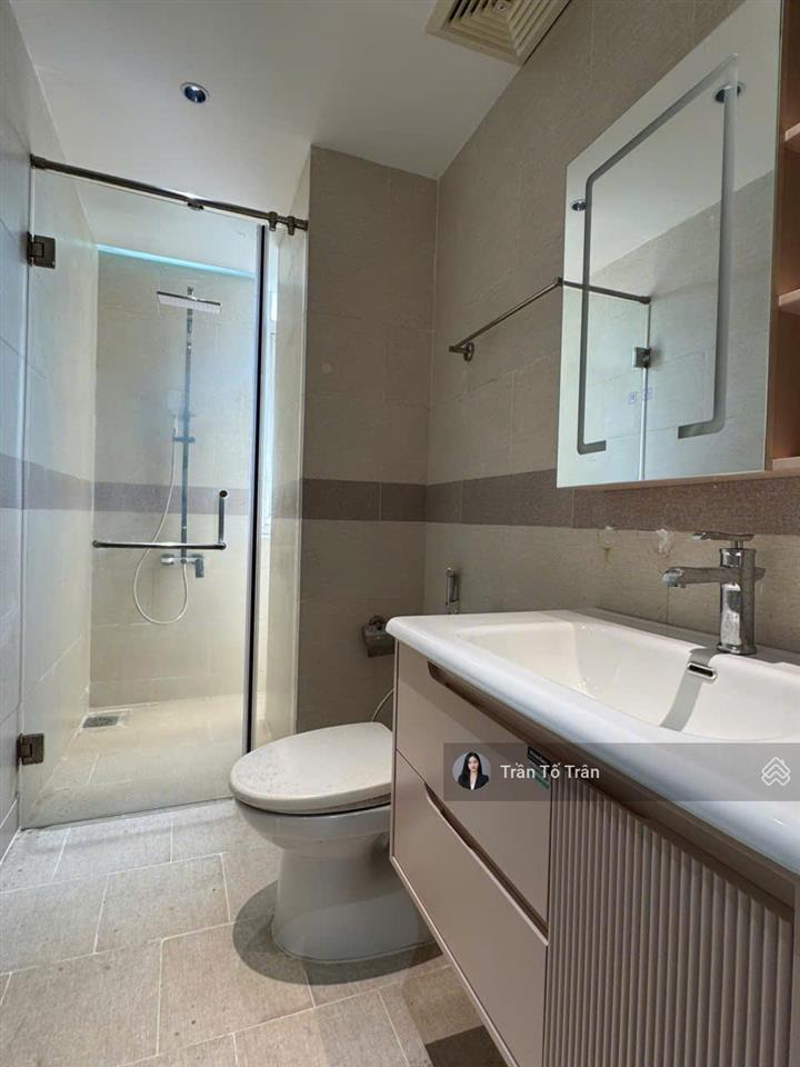 Cho thuê căn hộ cc bảy hiền tower, tân bình dt 83m2 2pn 2wc giá 11tr nhà đẹp  0703 445 *** trân