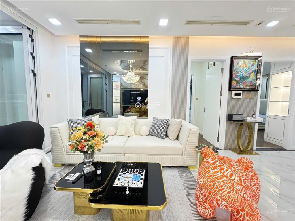 Cho thuê căn hộ cc hùng vương plaza q5 dt 130m2 3pn 2wc giá 22 triệu/th,  0703 445 *** trân