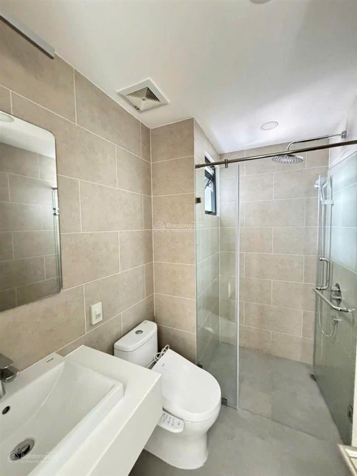 Giỏ hàng bán chcc dhomme, q6 sát q5, q10, q11 dt 70m² 2pn 2wc giá 5,1 tỷ nhà mới 100%  trân