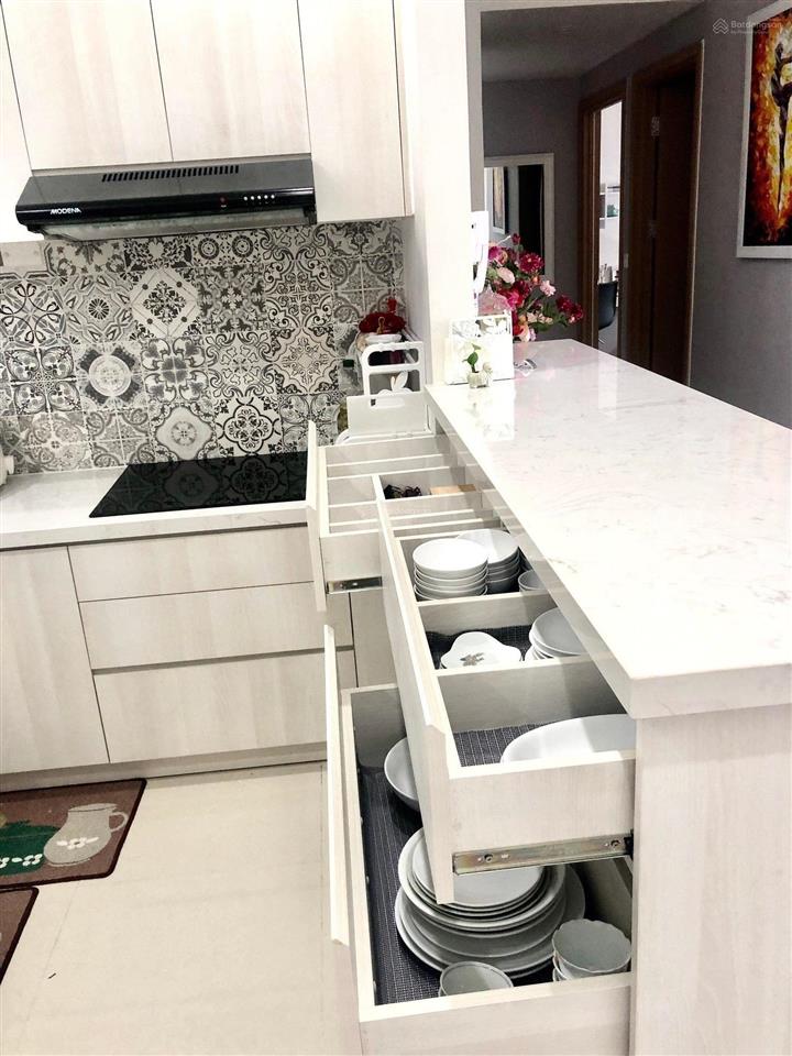 Bán căn hộ golden mansion 2pn, 2wc, 70m², full nội thất, giá 6 tỷ (giá tốt), 0908 435 ***