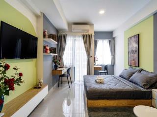 Bán căn hộ soho , officetel , 30m2 , full nội thất , giá  4 tỷ bao hết tl ,   0908 435 ***