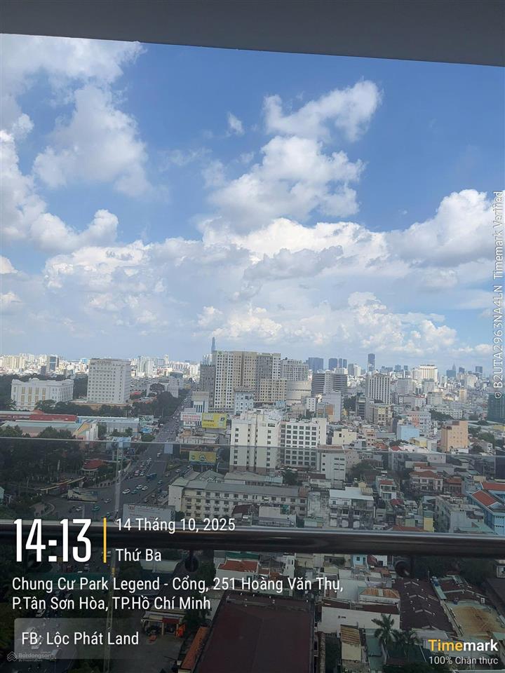 Cho thuê căn hộ park legend, 3pn, 2wc, nội thất cơ bản, view pháo hoa, giá 21 triệu, 0908 435 ***