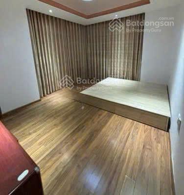Cho thuê căn hộ cộng hòa plaza, 3pn, 2wc, 100m2, nội thất cơ bản, giá 14 triệu/th, 0908 435 ***