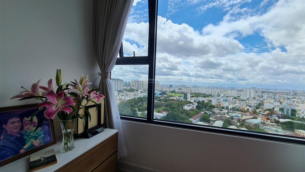 Bán căn hộ kingdom , 3pn, 2wc ,102m2 ,view pháo hoa q1 , giá 11.5 tỷ , đông nam ,  0908 435 ***