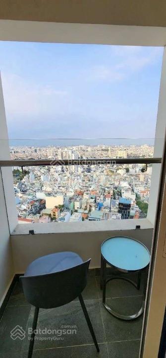 Bán căn hộ terra royal , 2pn , 1wc , căn góc 2 view , giá  7.6 tỷ , sổ hồng ,  0908 435 ***