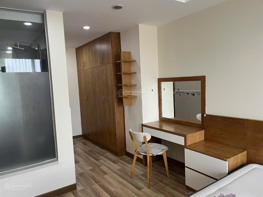 Bán căn hộ saigon airport, 2pn, 2wc, 95m2 giá 7 tỷ 750, sổ hồng riêng,  0908 435 ***