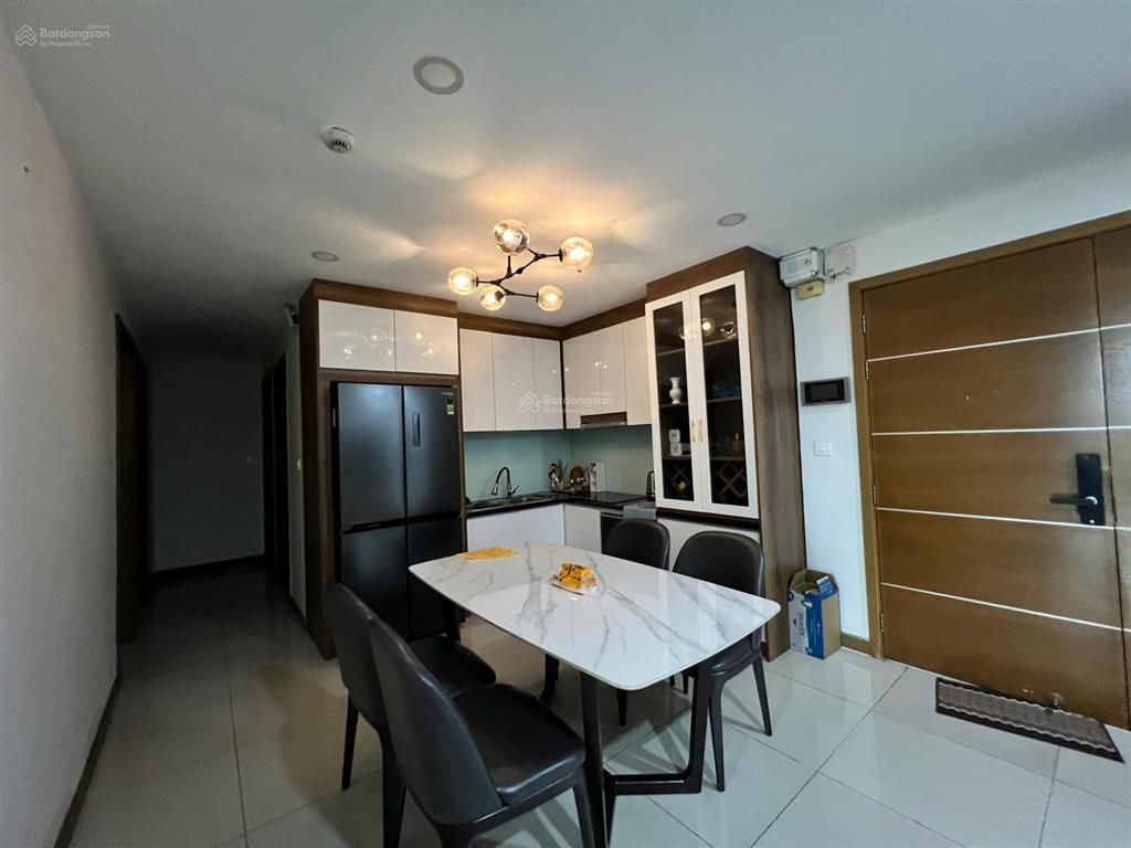 Bán căn hộ saigon airport, 3pn, 2wc, 128m, có sổ, giá 9.8 tỷ, không nội thất, 0908 435 ***