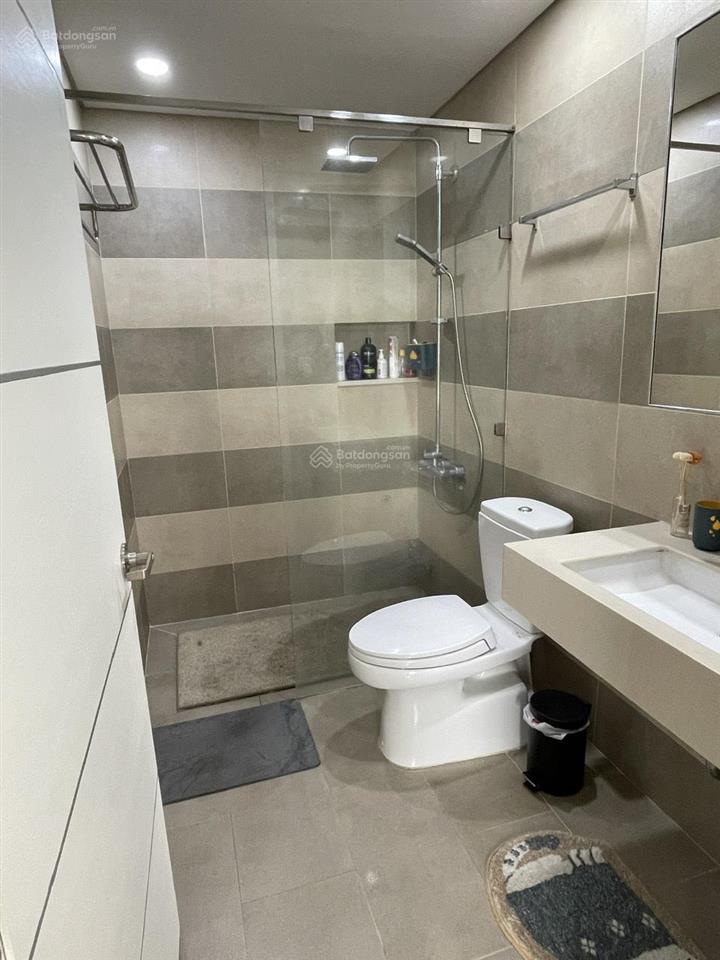 Bán căn hộ saigon airport, 3pn, 2wc, 128m, có sổ, giá 9.8 tỷ, không nội thất, 0908 435 ***