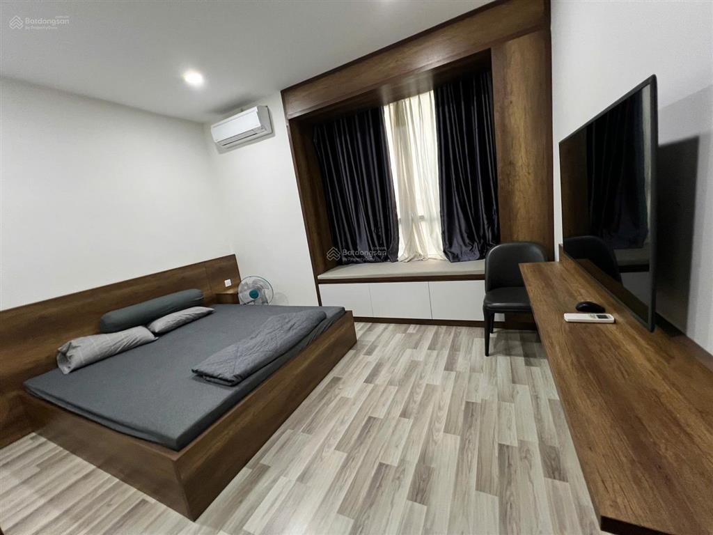 Bán căn hộ saigon airport, 3pn, 2wc, 128m, có sổ, giá 9.8 tỷ, không nội thất, 0908 435 ***