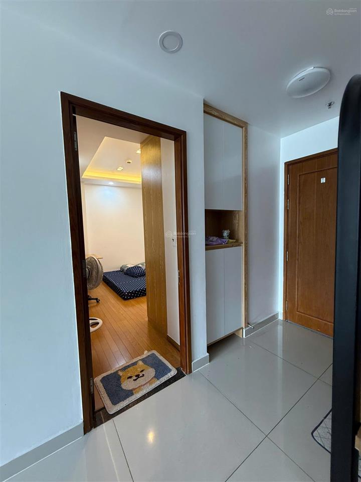 Cho thuê căn hộ sky center 2pn, 74m2, lầu cao, full nội thất, giá 17 triệu, ở liền,  0908 435 ***