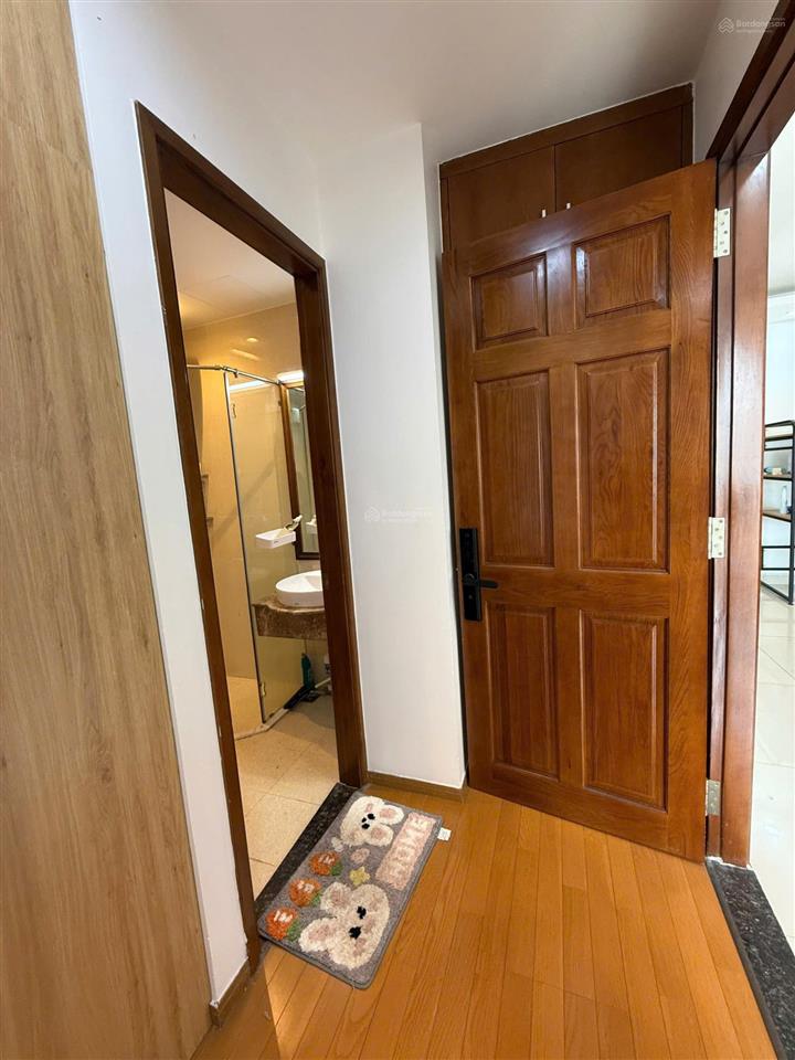 Cho thuê căn hộ sky center 2pn, 74m2, lầu cao, full nội thất, giá 17 triệu, ở liền,  0908 435 ***