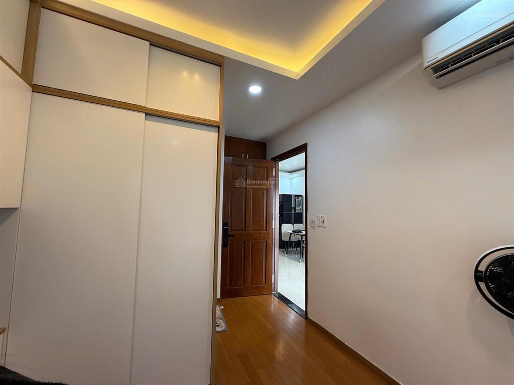 Cho thuê căn hộ sky center 2pn, 74m2, lầu cao, full nội thất, giá 17 triệu, ở liền,  0908 435 ***