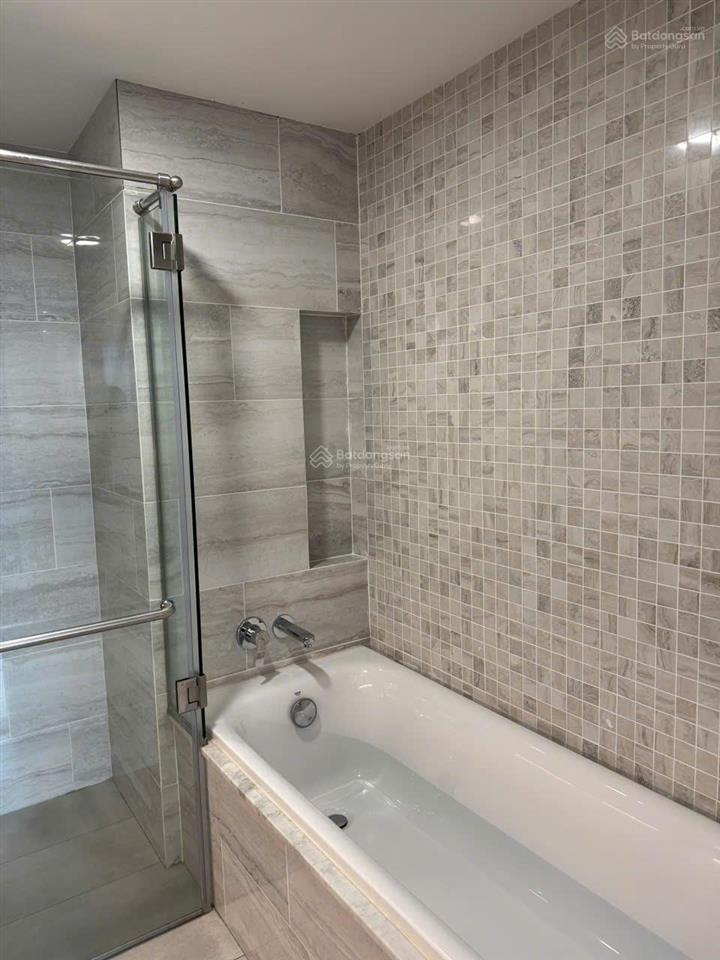 Cho thuê căn hộ kingdom, 2pn, 2wc, 74m2, full nội thất, giá 20 triệu/tháng,  0908 435 ***
