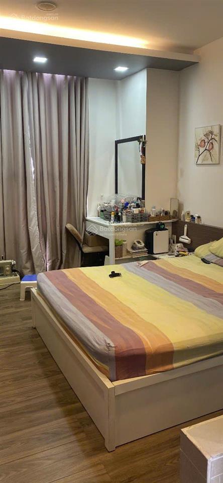 Bán căn hộ garden gate, 3pn ,102m2, view pháo hoa quận 1 , giá 9.3 tỷ , shr , 0908 435 ***