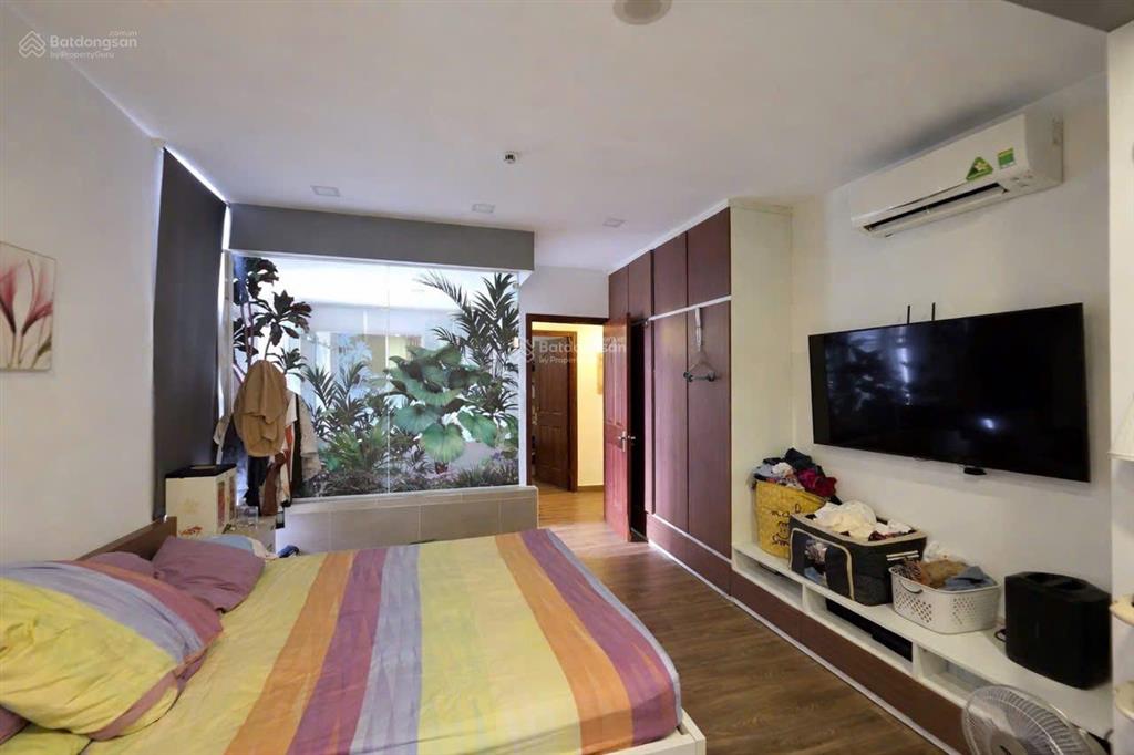 Bán căn hộ garden gate, 3pn ,102m2, view pháo hoa quận 1 , giá 9.3 tỷ , shr , 0908 435 ***