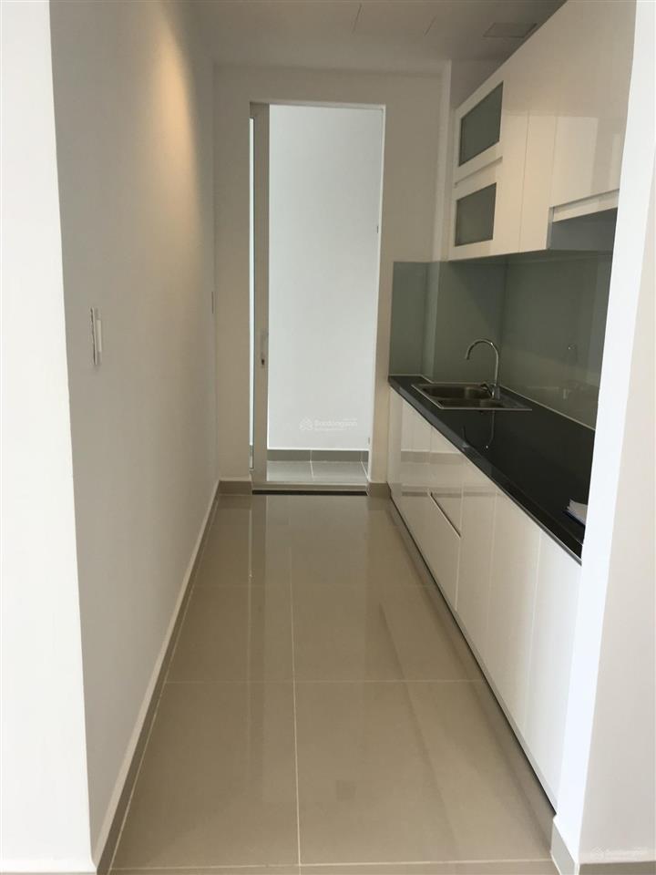 Bán căn hộ sky center, 2pn, 2wc, 74m², view hồ bơi, giá 5 tỷ 8,  0908 435 ***