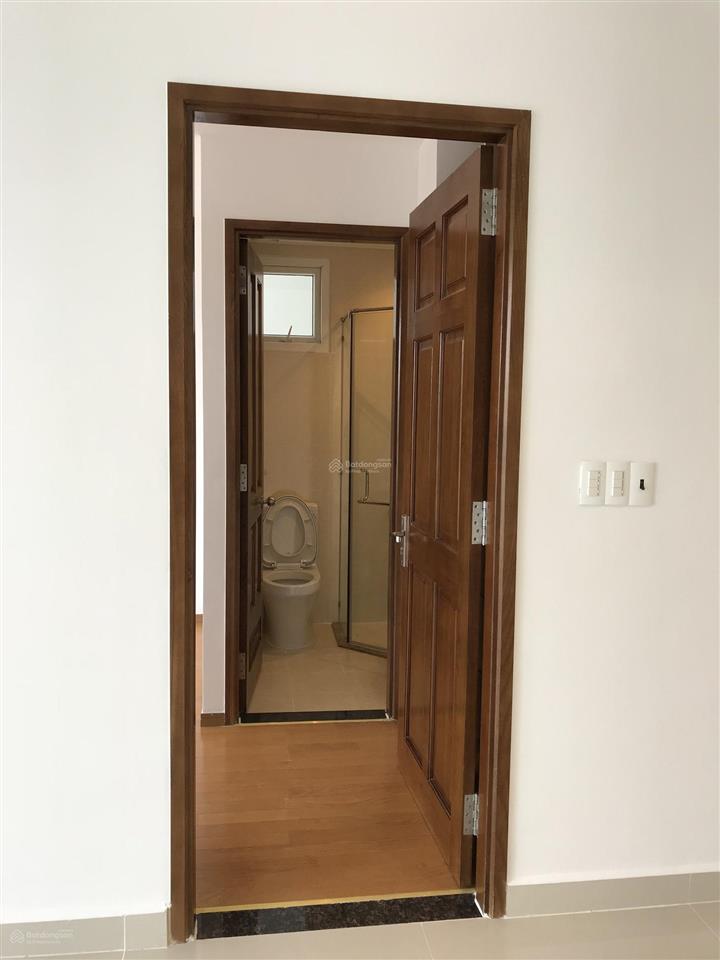 Bán căn hộ sky center, 2pn, 2wc, 74m², view hồ bơi, giá 5 tỷ 8,  0908 435 ***