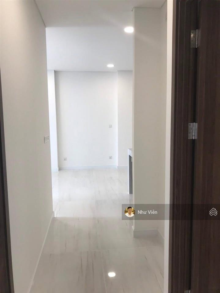 Cho thuê căn hộ kingdom, 2pn, 2wc, nội thất cơ bản, giá 17 triệu/tháng,  0908 435 ***