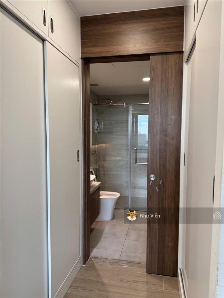 Bán căn hộ kingdom 101, 2pn, 2wc, giá 7,3 tỷ, sổ hồng riêng,  0908 435 ***