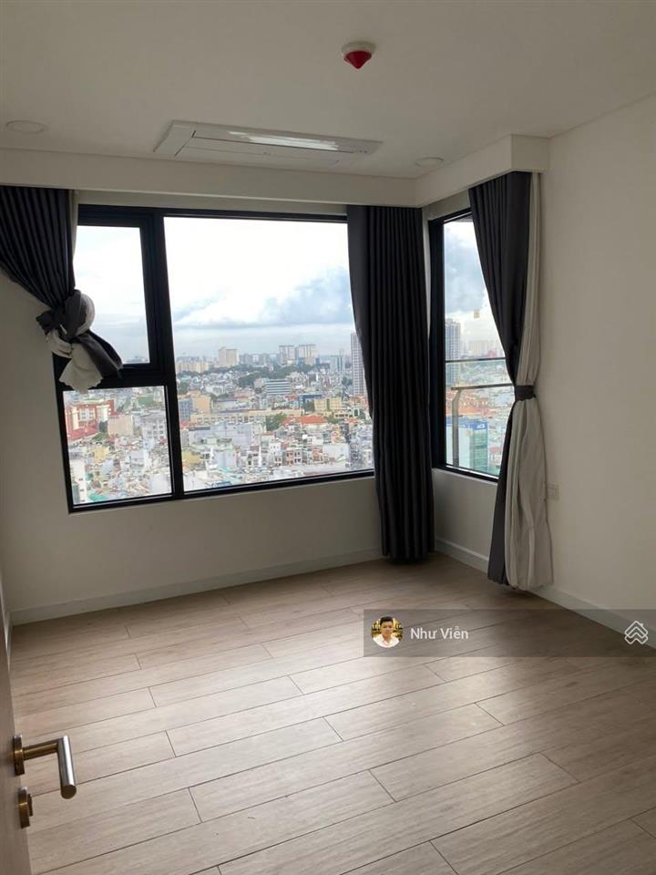 Bán căn hộ kingdom, 1pn, 1wc, 50m², có sổ, giá 5,4 tỷ, hướng đông, 0908 435 ***