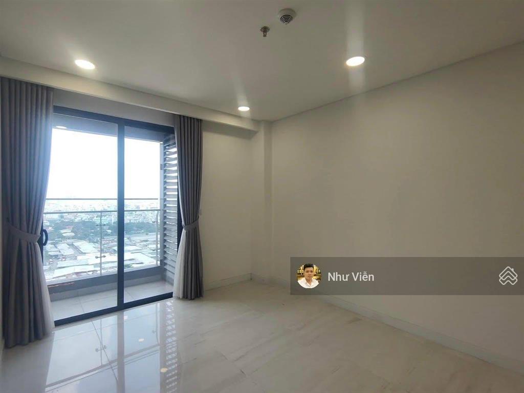 Bán căn hộ kingdom, 1pn, 1wc, 50m², có sổ, giá 5,4 tỷ, hướng đông, 0908 435 ***