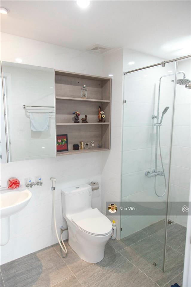Sky center 2pn giá 5 tỷ 650, newton 6 tỷ 750, kingston 7.5 tỷ có sổ, chuyên căn hộ quanh sân bay
