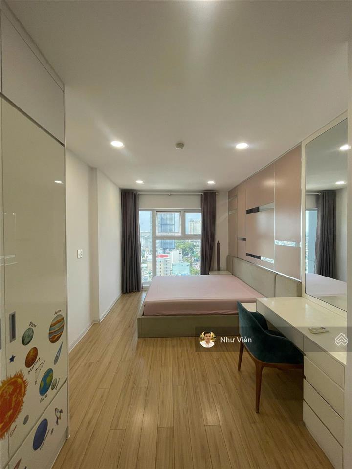 Bán căn góc 2 view, giá 8.3 tỷ còn tl, sổ hồng riêng, 2pn+, 2wc, xi grand court,  0908 435 ***