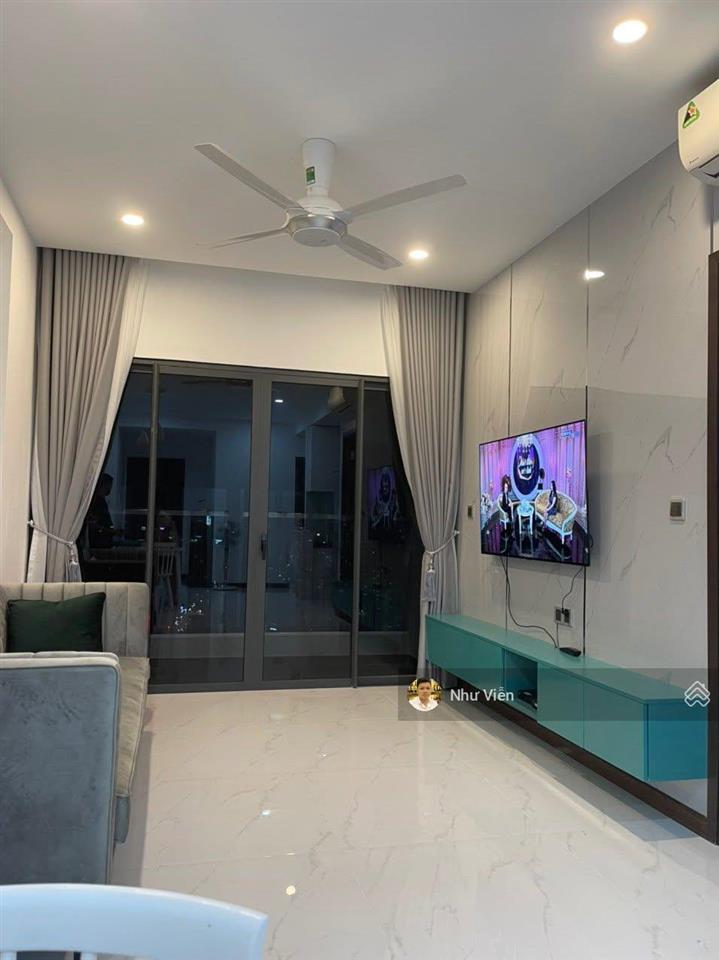 Bán căn hộ resgreen, 2pn, 2wc, 60m², giá 4 tỷ, sổ hồng riêng,  0908 435 ***
