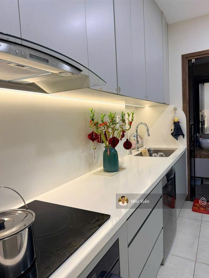 Bán căn hộ park legend, 3pn, 2wc, 100m², giá 9 tỷ 140, full nội thất, view công viên hoàng văn thụ