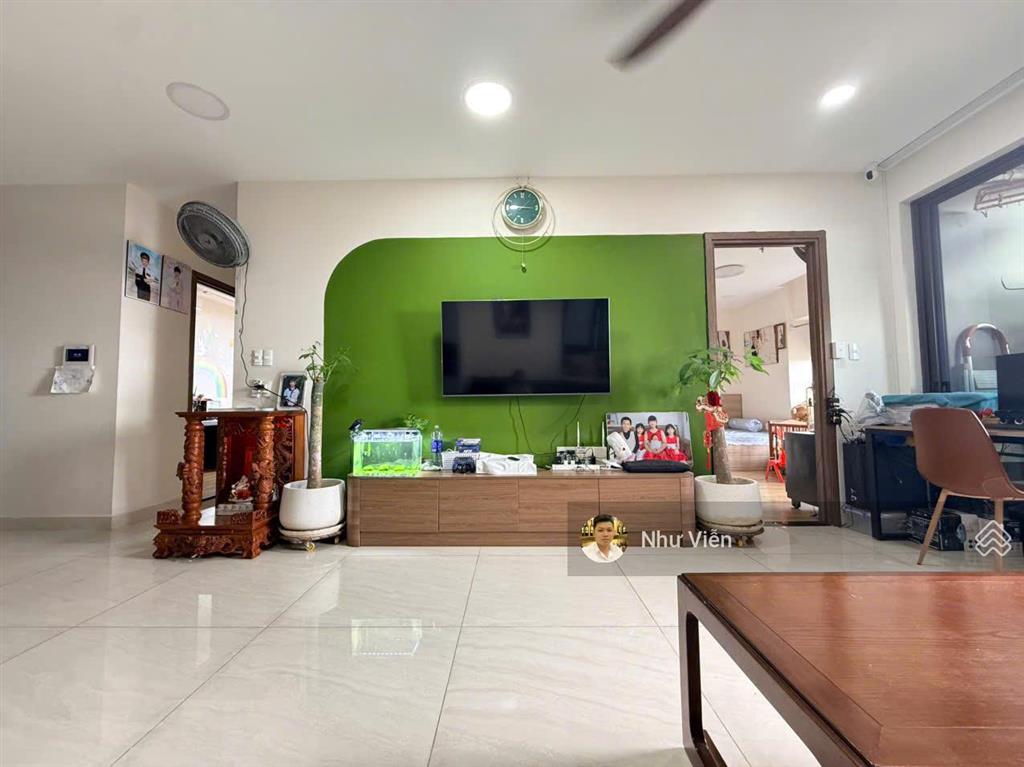 Bán căn hộ park legend, 3pn, 2wc, 100m², giá 9 tỷ 140, full nội thất, view công viên hoàng văn thụ
