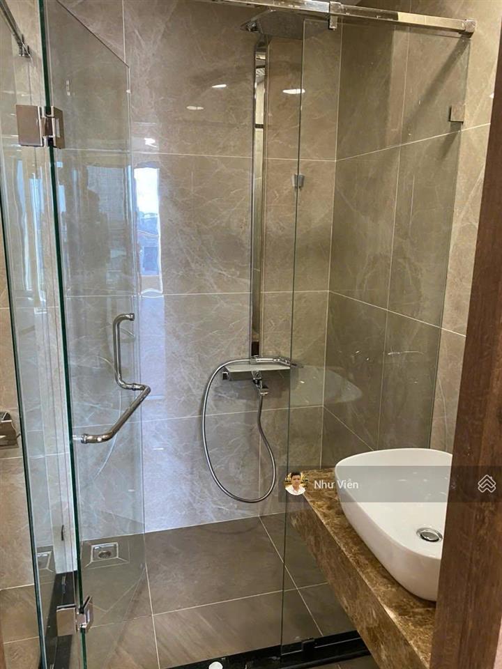 Bán căn hộ park legend, 3pn, 3wc, 113m2, 2 ban công, căn góc, giá 10.6 tỷ, 0908 435 *** viễn