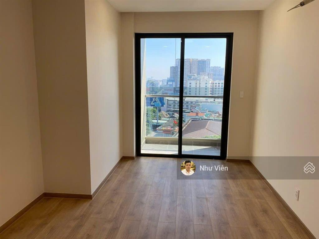 Bán căn hộ park legend, 3pn, 3wc, 113m2, 2 ban công, căn góc, giá 10.6 tỷ, 0908 435 *** viễn