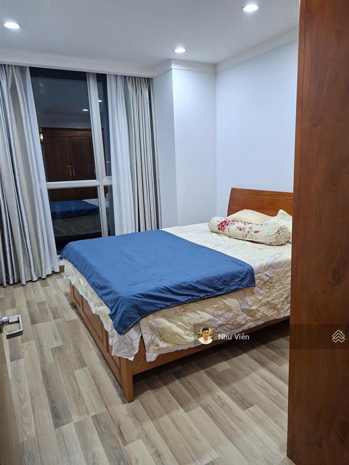 Cho thuê căn hộ saigon airport, 2pn, 2wc, 95m2, full nội thất, giá 17,5 triệu / tháng, 0908 435 ***