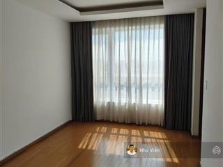 Bán căn hộ sky center, 2pn, 2wc, 74m2, giá 5 tỷ 650,  0908 435 *** viễn