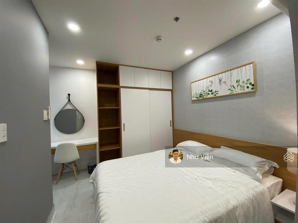 Sky center, 2pn, 2wc, 75m2, giá 5 tỷ 650, kingston 83m2 giá 7 tỷ 250, richstar tân phú 90m2 4.5 tỷ