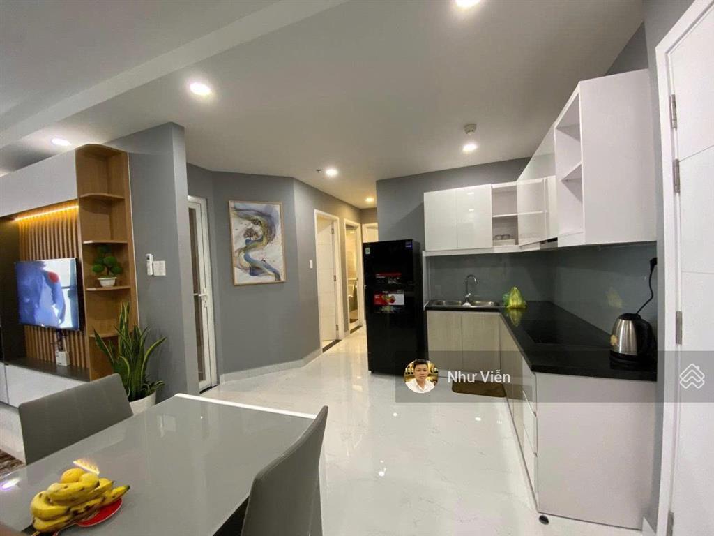 Sky center, 2pn, 2wc, 75m2, giá 5 tỷ 650, kingston 83m2 giá 7 tỷ 250, richstar tân phú 90m2 4.5 tỷ