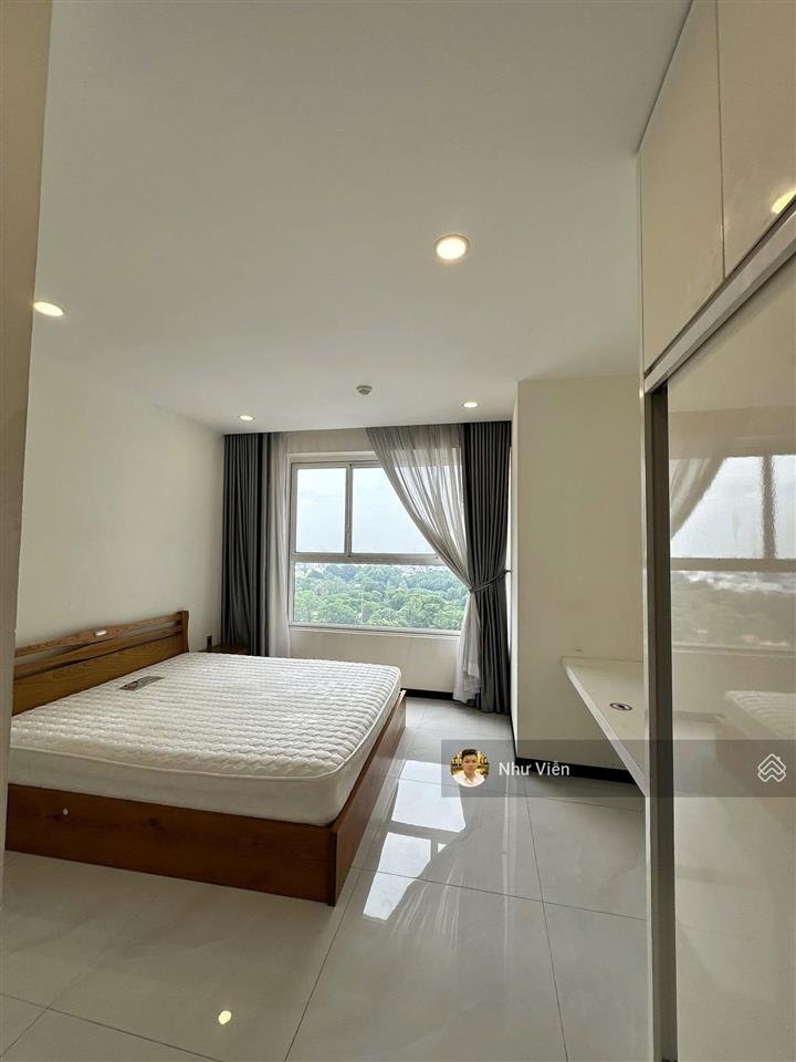 Cho thuê căn hộ orchard park view, 2pn, 2wc, 70m2, giá 17 triệu / tháng, 0908 435 *** viễn