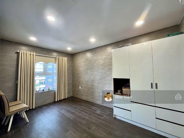 Bán căn hộ xi grand court, 3pn, 2wc, có sổ, giá 8.7 tỷ, 0908 435 *** viễn