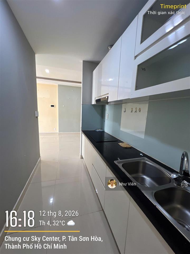 Bán căn hộ sky center, 2pn, 2wc, giá 5 tỷ 650tr tl, 74m2, đang được làm sổ hồng, 0908 435 ***