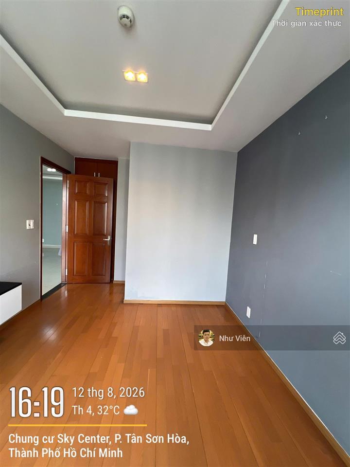 Bán căn hộ sky center, 2pn, 2wc, giá 5 tỷ 650tr tl, 74m2, đang được làm sổ hồng, 0908 435 ***
