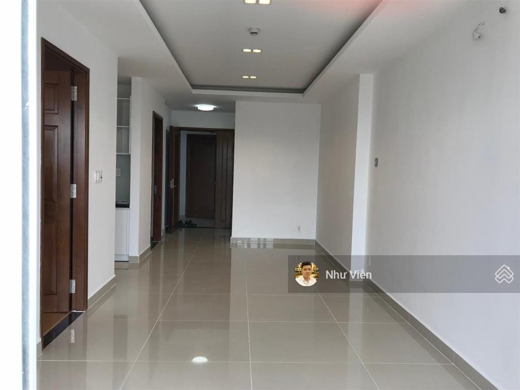 Cho thuê căn hộ sky center, 2pn, 2wc, 14 triệu, nội thất cơ bản, có máy lạnh và bếp, 0908 435 ***