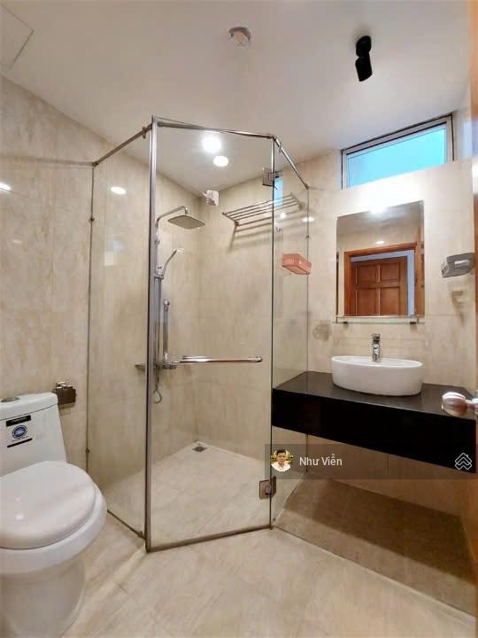 Bán căn hộ the botanica, 2pn, 2wc, giá 5.7 tỷ, 73m2, tặng nội thất, 0908 435 *** viễn