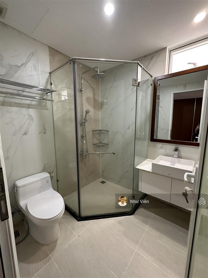 Bán căn hộ the botanica, 2pn, 2wc, giá 5.7 tỷ, 73m2, tặng nội thất, 0908 435 *** viễn