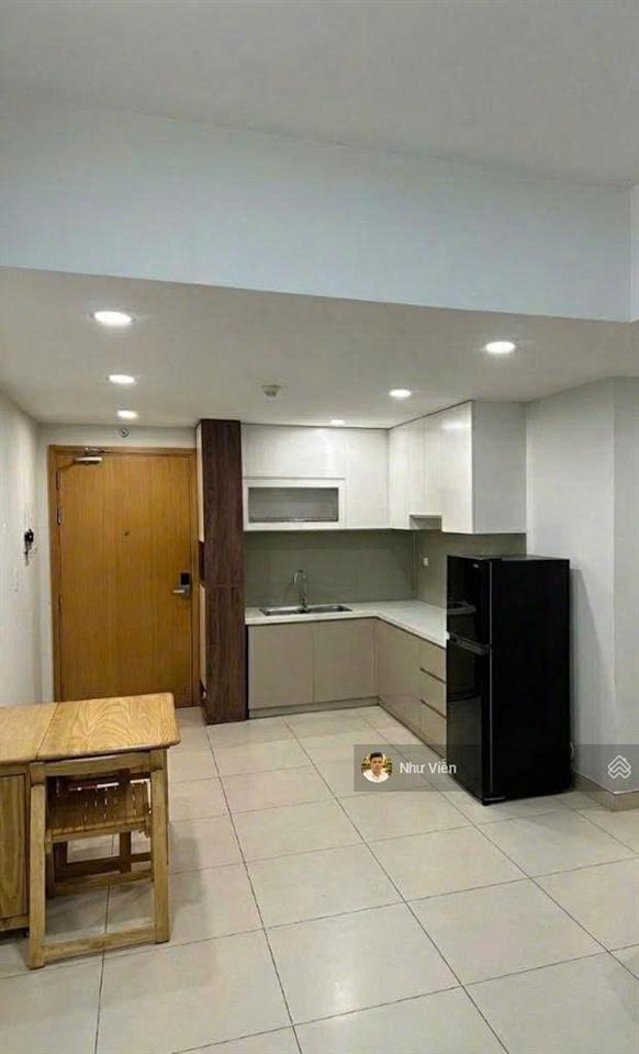 Bán căn hộ carillon 7, 3pn, 2wc, sổ hồng riêng. giá 5,1 tỷ, còn thương lượng. 0908 435 *** viễn