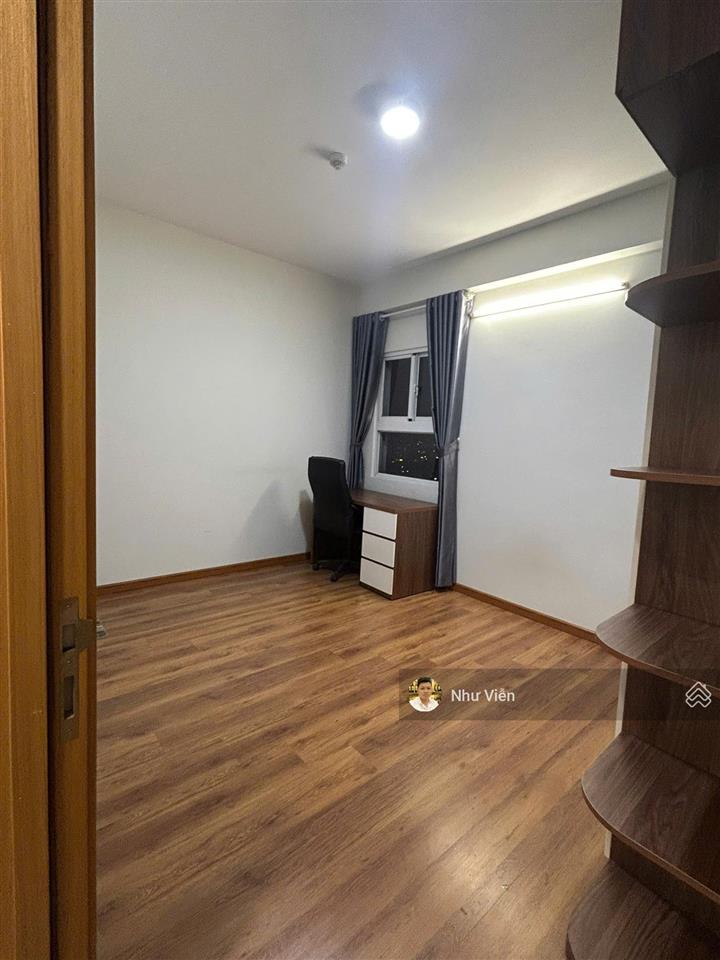 Bán căn hộ carillon 7, 3pn, 2wc, sổ hồng riêng. giá 5,1 tỷ, còn thương lượng. 0908 435 *** viễn