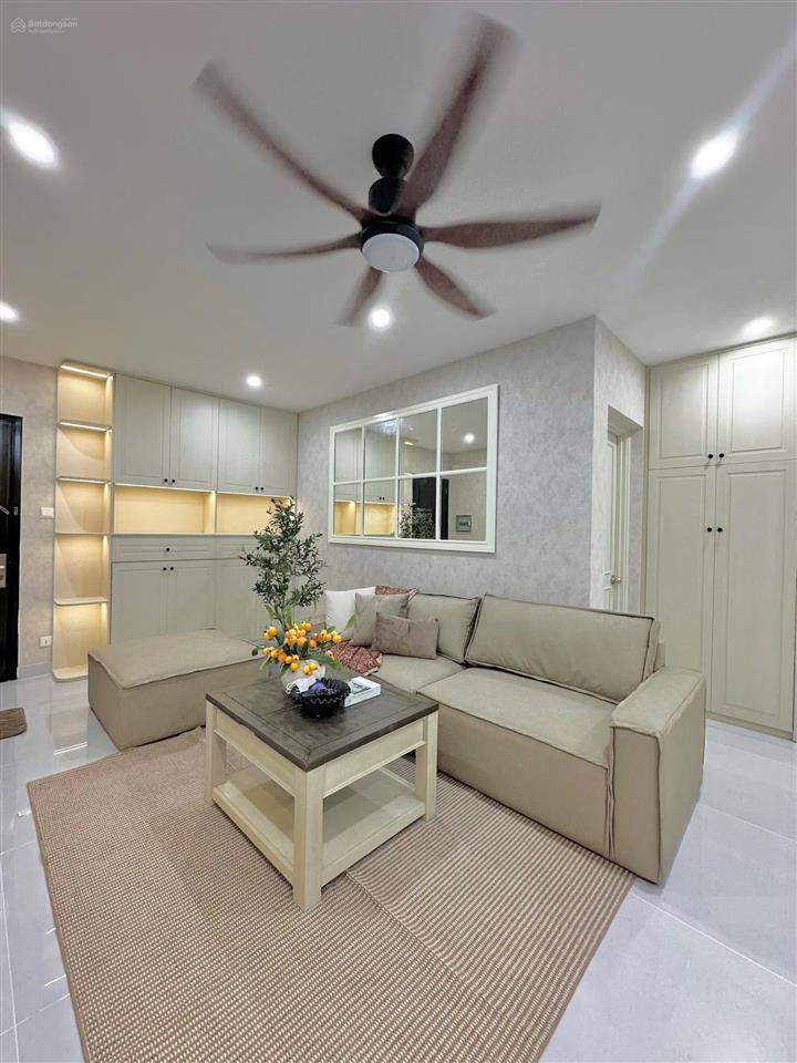 Cho thuê căn hộ the harmona, tân bình, dt 75m2, 2pn 2wc giá 12tr (nhà đẹp).  0899 874 *** mão