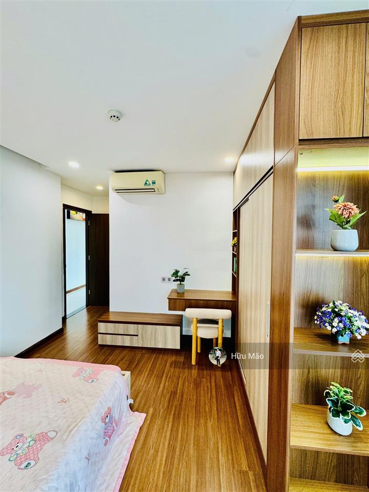 Bán căn hộ the privia, bình tân, dt 83m2, 3pn,2wc sổ hồng, nhà mới đẹp, giá 5 tỷ,  e 0899 874 ***
