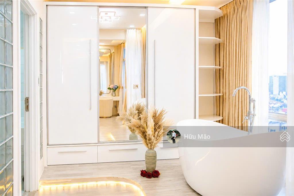 Căn hộ 120m2, 3pn, 2wc tại cao ốc satra  eximland, phú nhuận giá 8,4 tỷ có sổ hồng view q1 nhà đẹp